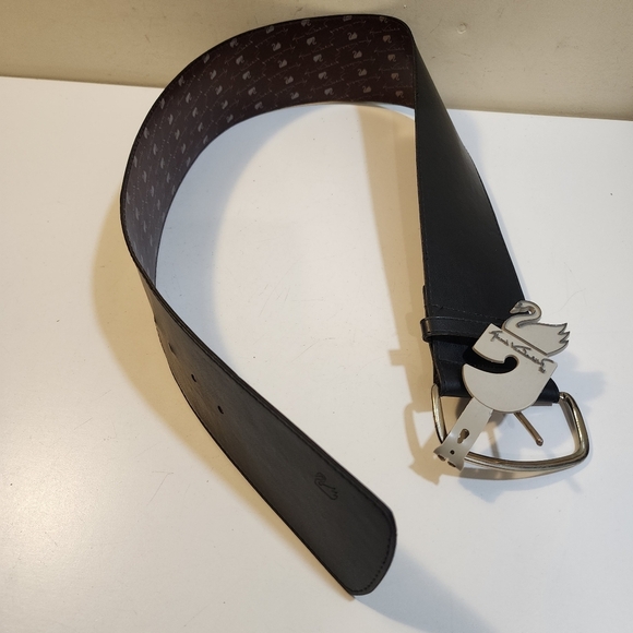 Gloria Vanderbilt Black Leather Belt with Silver Buckle - Picture 3 of 12